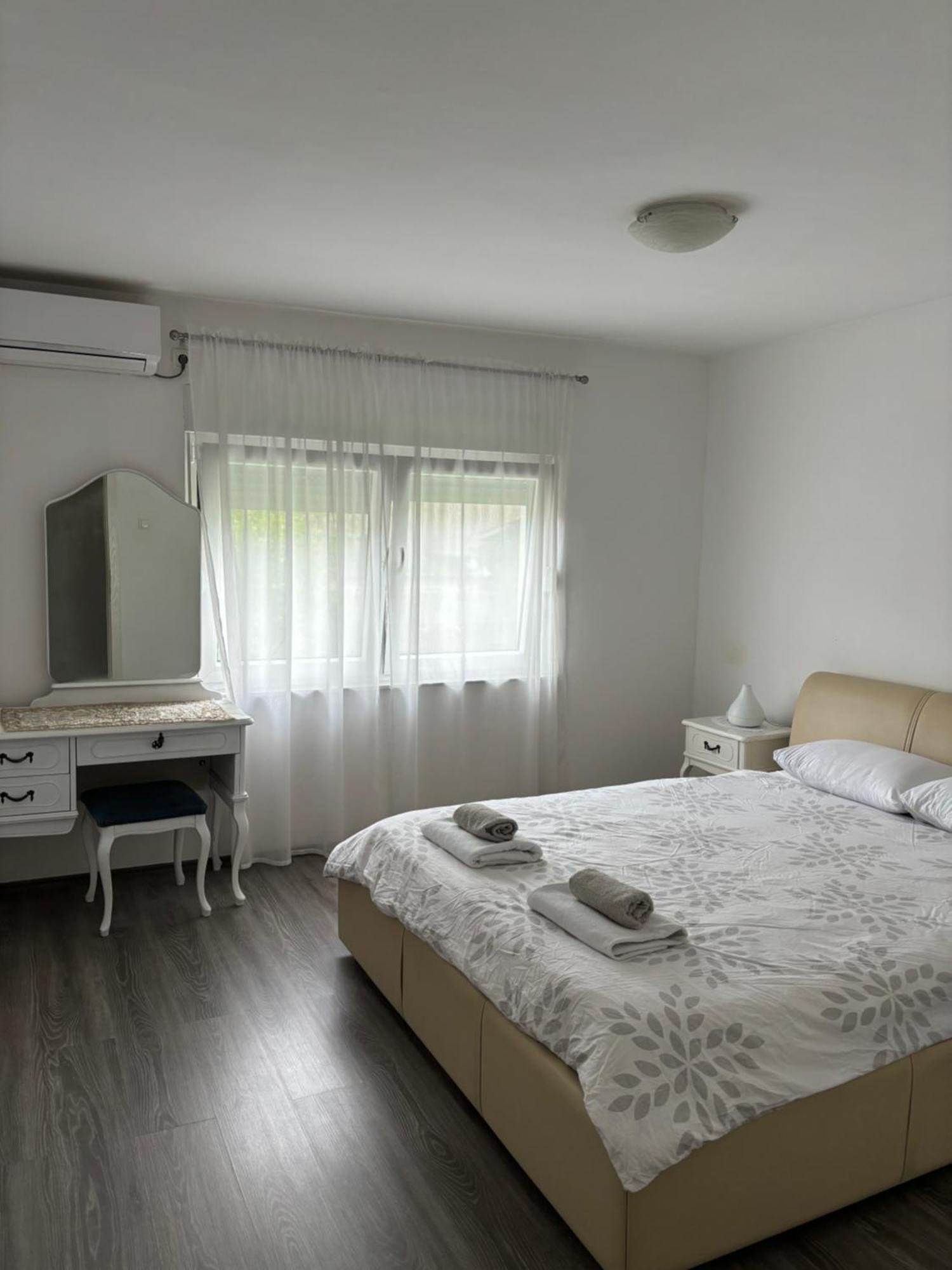 Mamma Mia! Apartment Мостар Екстериор снимка